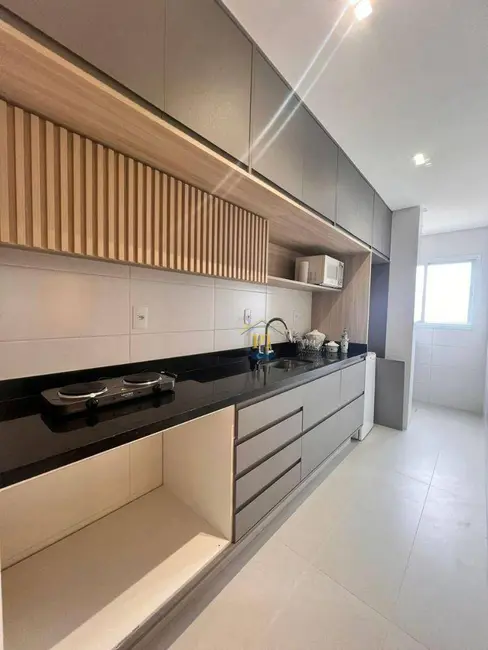 Foto 2 de Apartamento com 2 quartos à venda, 52m2 em Praia Grande - SP