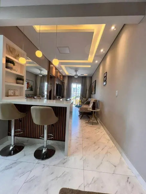 Foto 4 de Apartamento com 2 quartos à venda, 52m2 em Praia Grande - SP