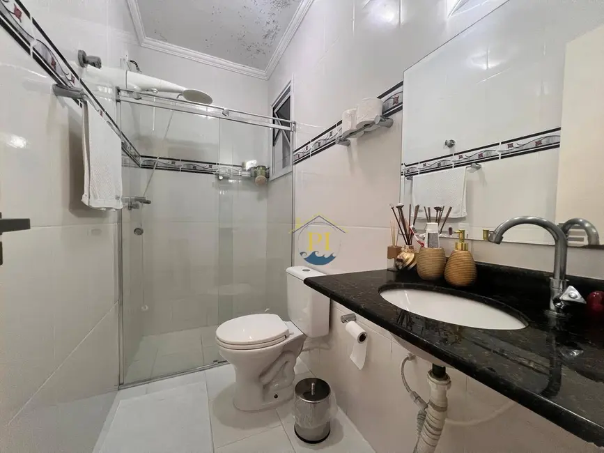 Foto 9 de Sobrado com 3 quartos à venda, 121m2 em Praia Grande - SP