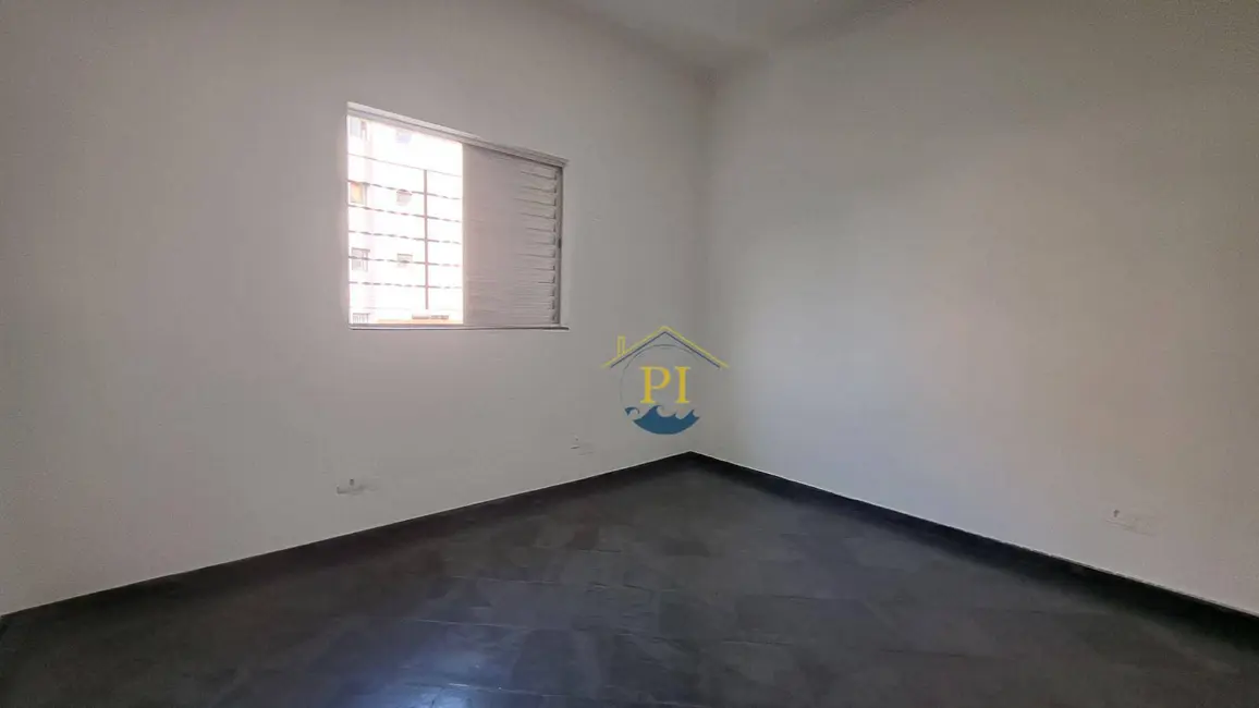 Sobrado com 3 quartos à venda, 140m2 em Aviação, Praia Grande - SP - imagem 7 Foto 7 de Sobrado com 3 quartos à venda, 140m2 em Aviação, Praia Grande - SP