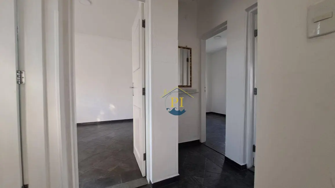 Sobrado com 3 quartos à venda, 140m2 em Aviação, Praia Grande - SP - imagem 6 Foto 6 de Sobrado com 3 quartos à venda, 140m2 em Aviação, Praia Grande - SP