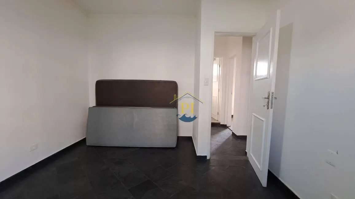 Sobrado com 3 quartos à venda, 140m2 em Aviação, Praia Grande - SP - imagem 9 Foto 9 de Sobrado com 3 quartos à venda, 140m2 em Aviação, Praia Grande - SP