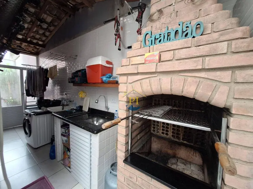 Foto 9 de Casa de Condomínio com 2 quartos à venda, 48m2 em Praia Grande - SP