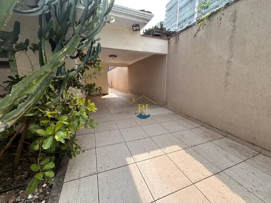 Casa com 3 quartos à venda, 212m2 em Canto do Forte, Praia Grande - SP - imagem 7 Foto 7 de Casa com 3 quartos à venda, 212m2 em Canto do Forte, Praia Grande - SP