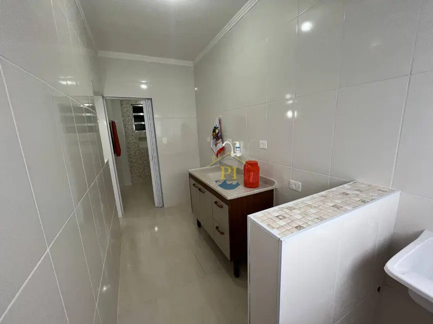 Kitnet com 1 quarto à venda, 38m2 em Aviação, Praia Grande - SP - imagem 6 Foto 6 de Kitnet com 1 quarto à venda, 38m2 em Aviação, Praia Grande - SP