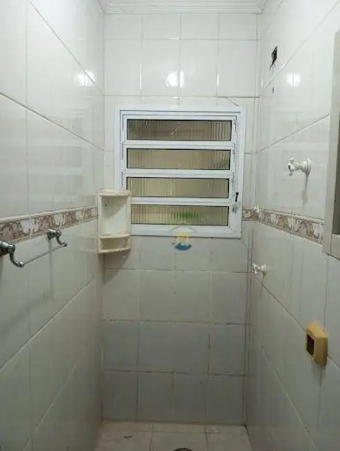 Sobrado com 2 quartos para alugar, 58m2 em Praia Grande - SP - imagem 8 Foto 8 de Sobrado com 2 quartos para alugar, 58m2 em Praia Grande - SP