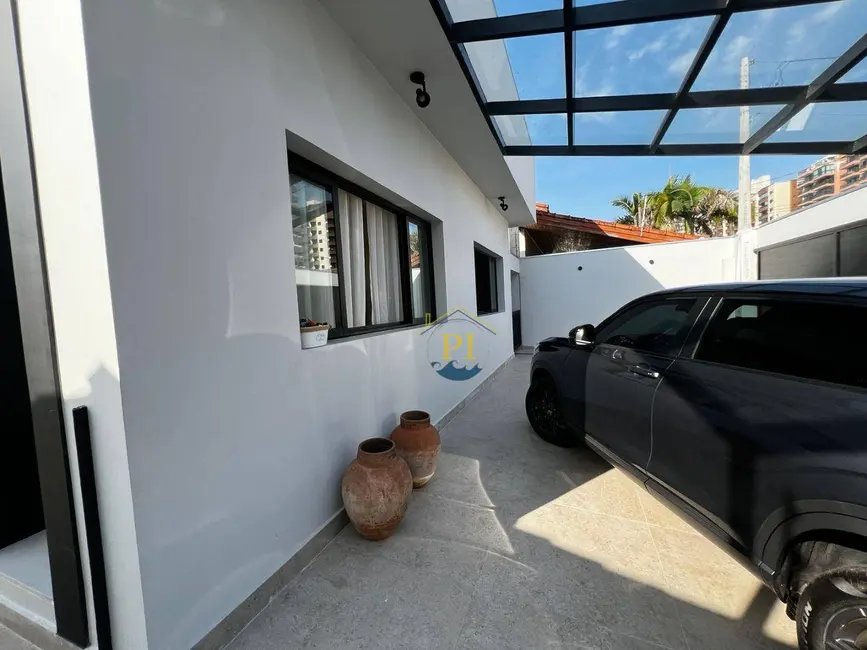 Casa com 2 quartos à venda, 360m2 em Canto do Forte, Praia Grande - SP - imagem 2 Foto 2 de Casa com 2 quartos à venda, 360m2 em Canto do Forte, Praia Grande - SP
