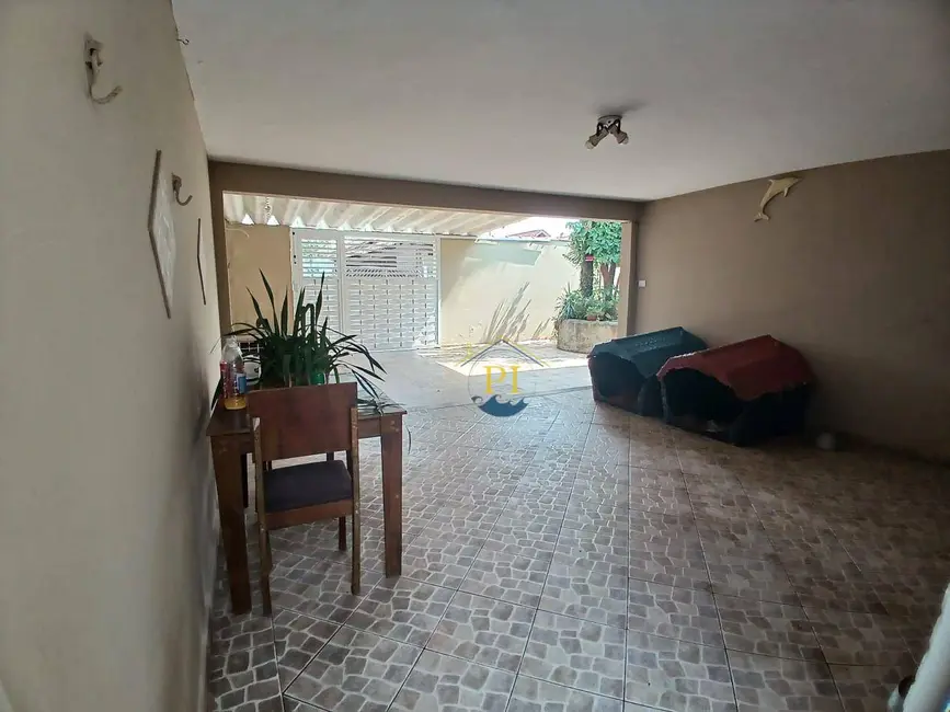 Casa com 3 quartos à venda, 253m2 em Praia Grande - SP - imagem 5 Foto 5 de Casa com 3 quartos à venda, 253m2 em Praia Grande - SP