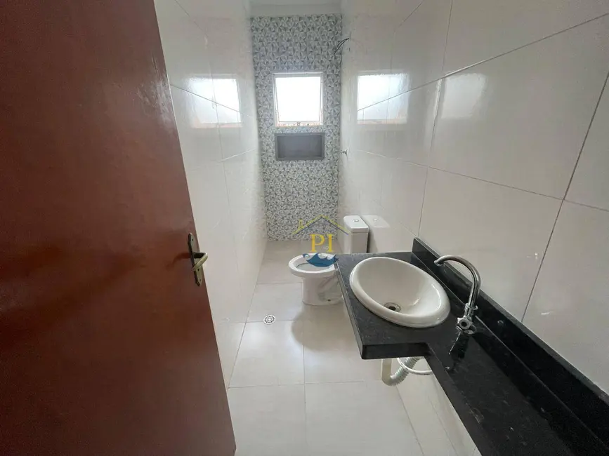 Foto 5 de Casa de Condomínio com 4 quartos à venda, 120m2 em Maracanã, Praia Grande - SP