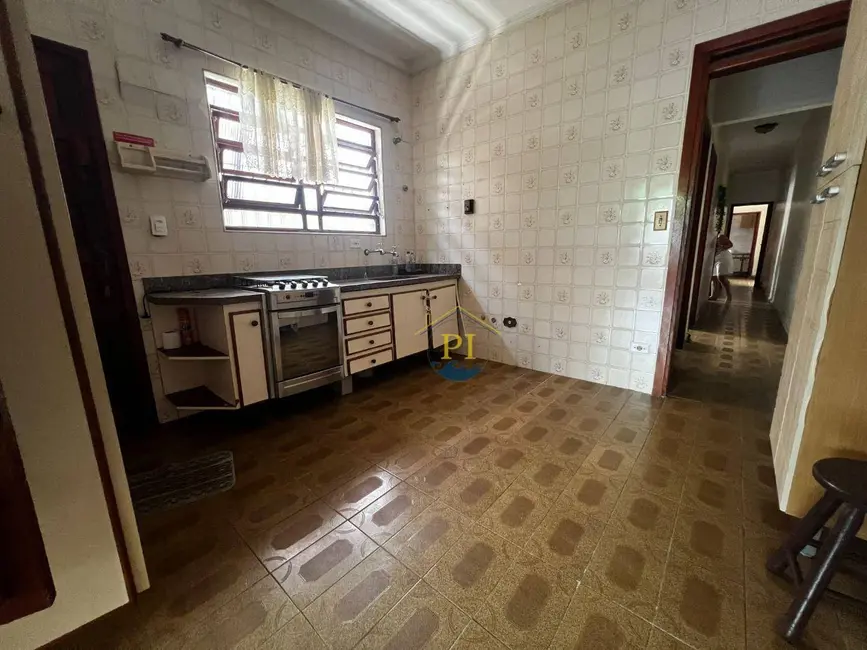 Casa com 3 quartos à venda, 154m2 em Praia Grande - SP - imagem 4 Foto 4 de Casa com 3 quartos à venda, 154m2 em Praia Grande - SP