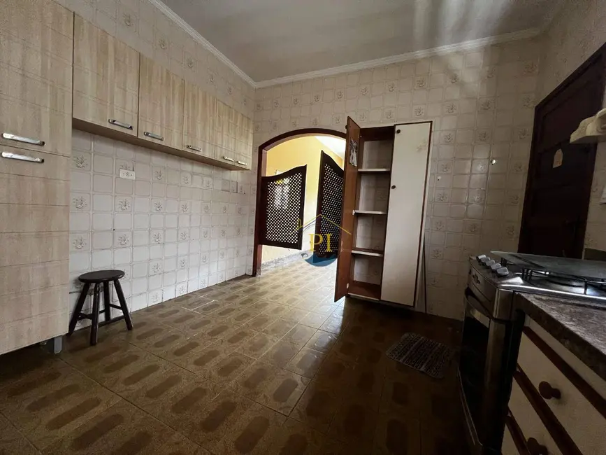 Casa com 3 quartos à venda, 154m2 em Praia Grande - SP - imagem 6 Foto 6 de Casa com 3 quartos à venda, 154m2 em Praia Grande - SP