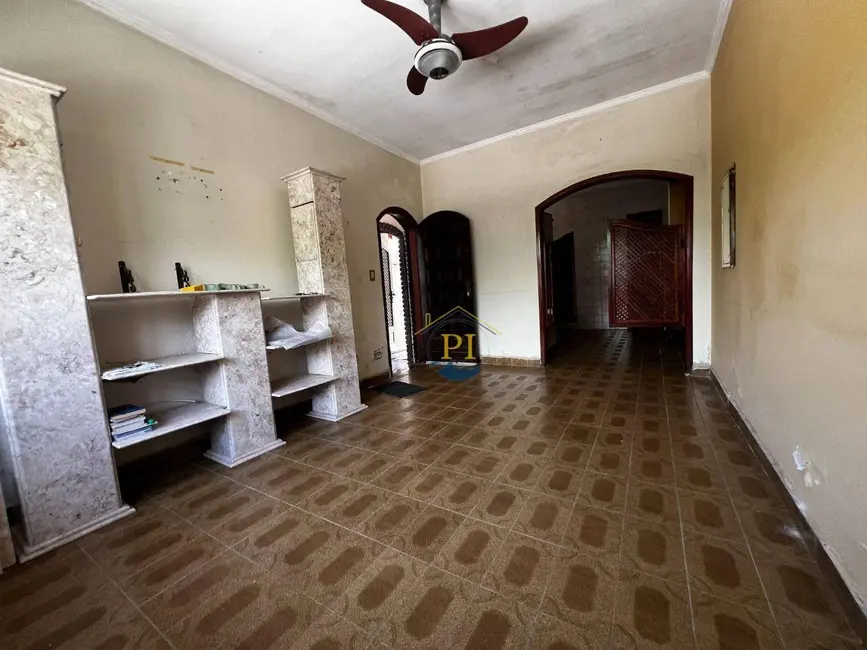 Casa com 3 quartos à venda, 154m2 em Praia Grande - SP - imagem 3 Foto 3 de Casa com 3 quartos à venda, 154m2 em Praia Grande - SP