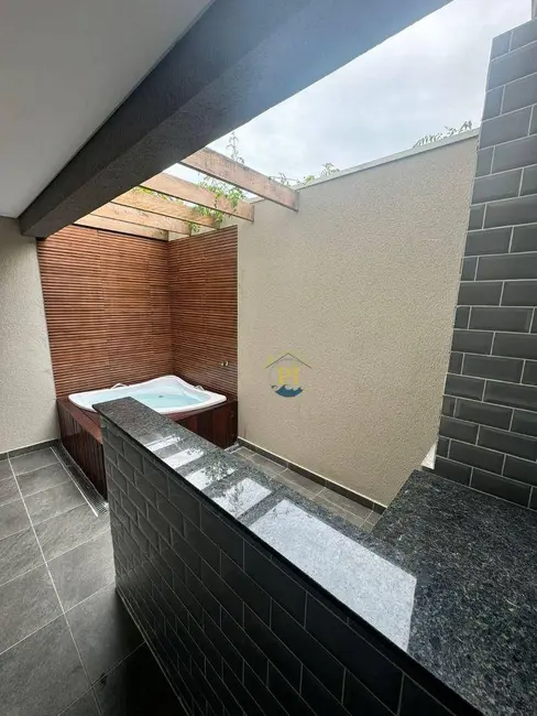 Foto 9 de Casa de Condomínio com 2 quartos à venda, 90m2 em Maracanã, Praia Grande - SP