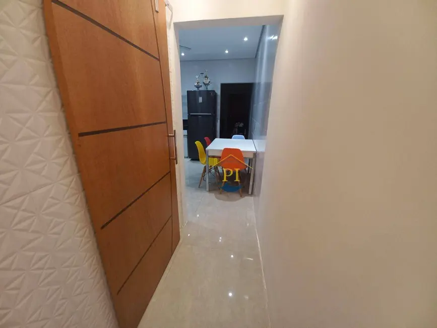 Foto 9 de Casa com 2 quartos à venda, 72m2 em Mirim, Praia Grande - SP