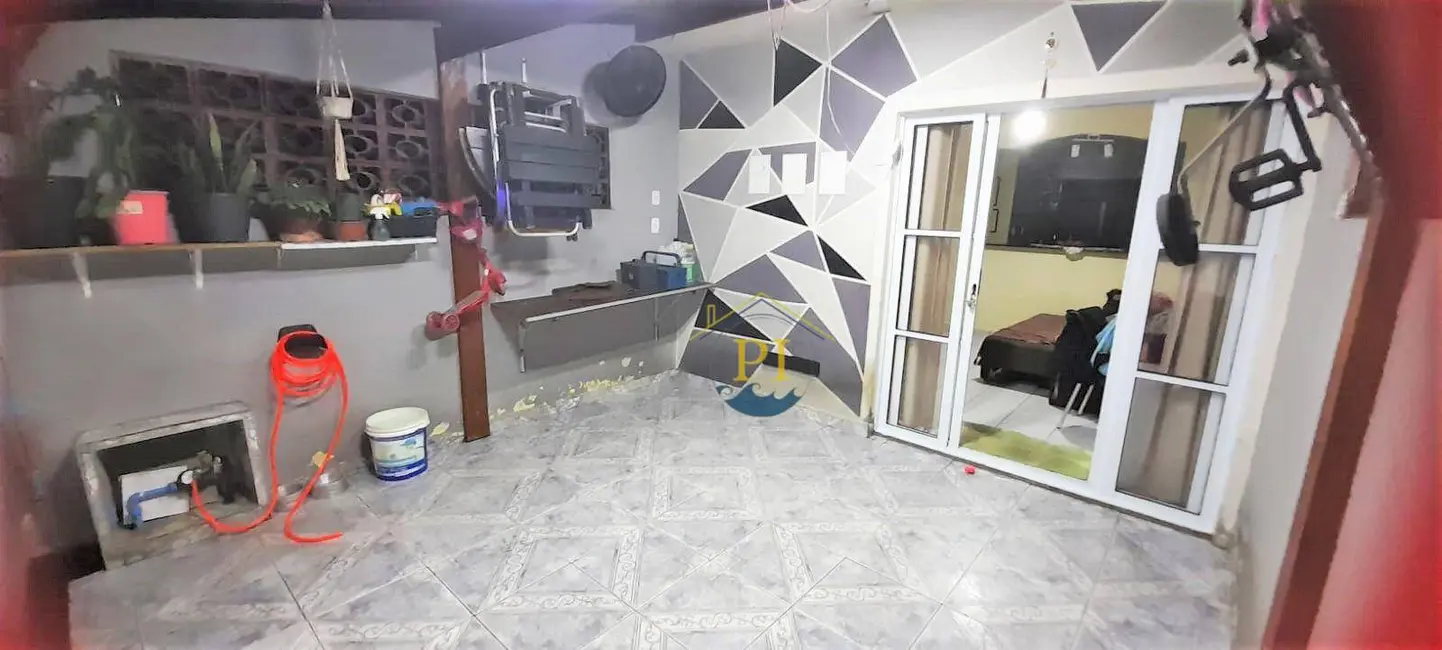 Foto 3 de Casa com 2 quartos à venda, 63m2 em Mirim, Praia Grande - SP