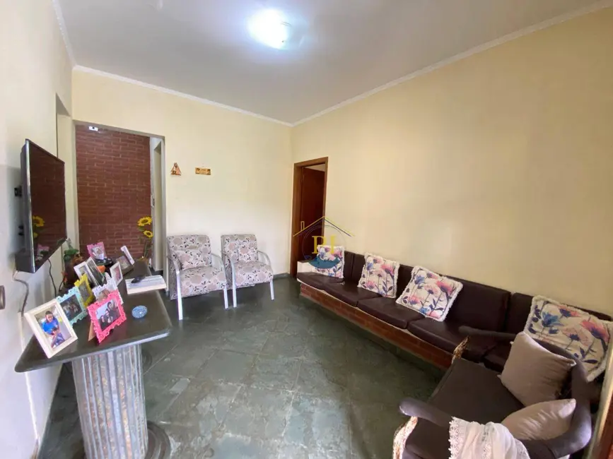 Foto 4 de Casa com 4 quartos à venda, 180m2 em Mirim, Praia Grande - SP