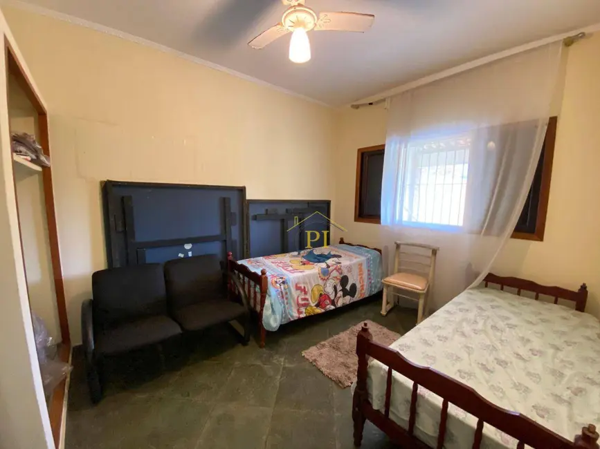 Foto 6 de Casa com 4 quartos à venda, 180m2 em Mirim, Praia Grande - SP