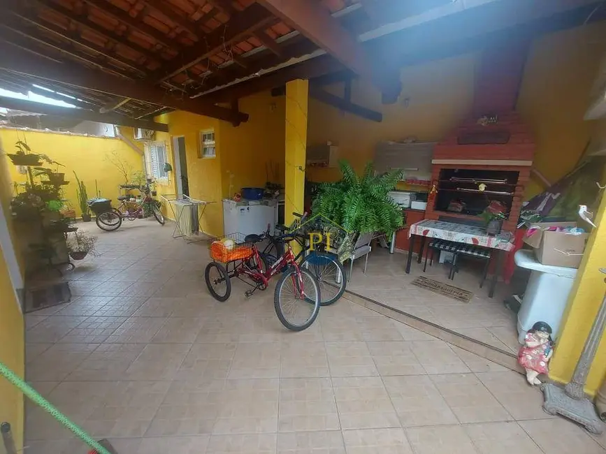 Foto 6 de Casa com 3 quartos à venda, 250m2 em Praia Grande - SP