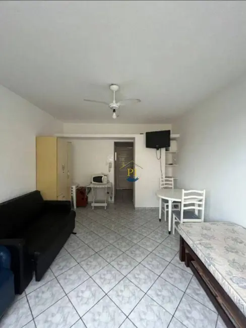Kitnet com 1 quarto à venda, 36m2 em Maracanã, Praia Grande - SP - imagem 4 Foto 4 de Kitnet com 1 quarto à venda, 36m2 em Maracanã, Praia Grande - SP