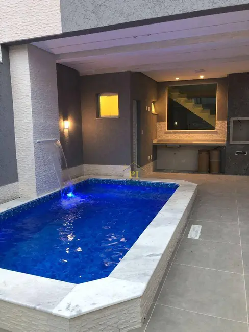 Foto 9 de Sobrado com 3 quartos à venda, 151m2 em Tupi, Praia Grande - SP