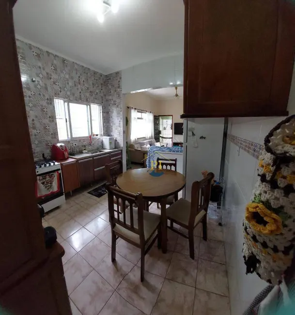 Casa com 2 quartos à venda, 80m2 em Praia Grande - SP - imagem 7 Foto 7 de Casa com 2 quartos à venda, 80m2 em Praia Grande - SP