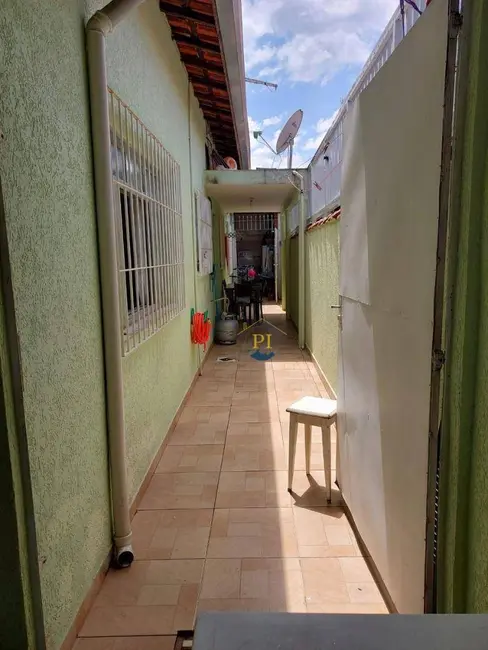 Casa com 2 quartos à venda, 80m2 em Praia Grande - SP - imagem 9 Foto 9 de Casa com 2 quartos à venda, 80m2 em Praia Grande - SP