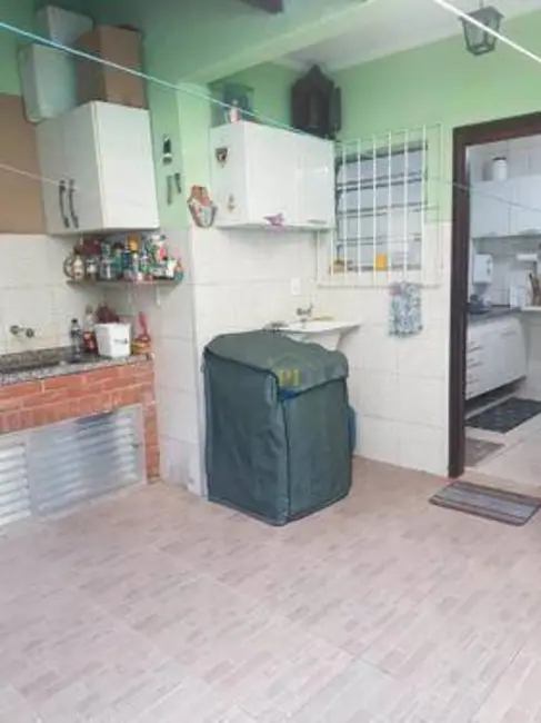 Casa com 2 quartos à venda, 83m2 em Praia Grande - SP - imagem 9 Foto 9 de Casa com 2 quartos à venda, 83m2 em Praia Grande - SP