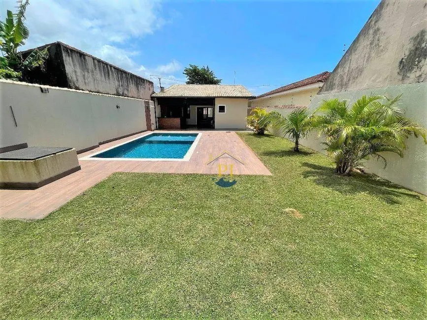 Foto 3 de Casa com 3 quartos à venda, 380m2 em Solemar, Praia Grande - SP