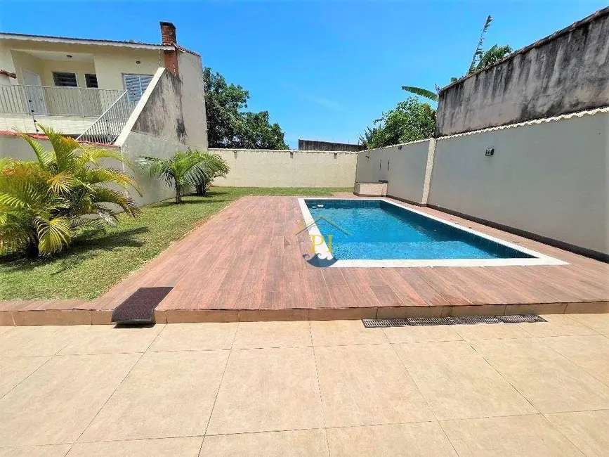 Foto 4 de Casa com 3 quartos à venda, 380m2 em Solemar, Praia Grande - SP