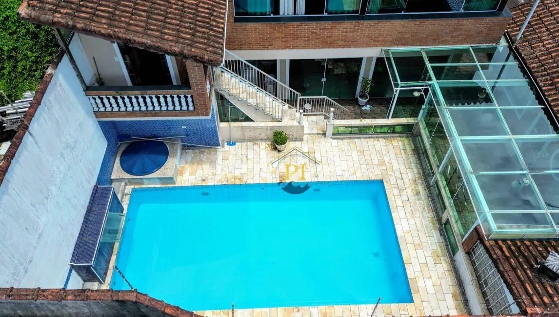 Foto 2 de Casa com 3 quartos à venda, 390m2 em Solemar, Praia Grande - SP