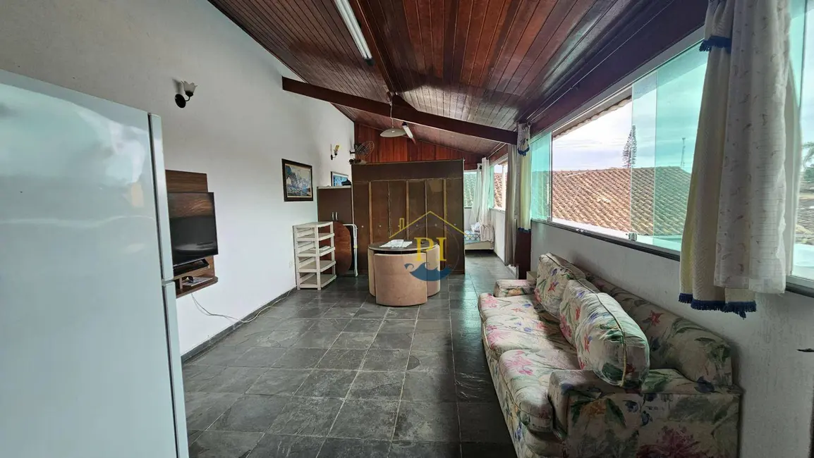 Foto 8 de Casa com 3 quartos à venda, 390m2 em Solemar, Praia Grande - SP