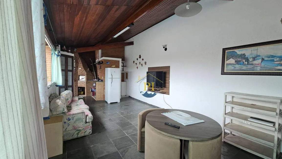 Foto 7 de Casa com 3 quartos à venda, 390m2 em Solemar, Praia Grande - SP