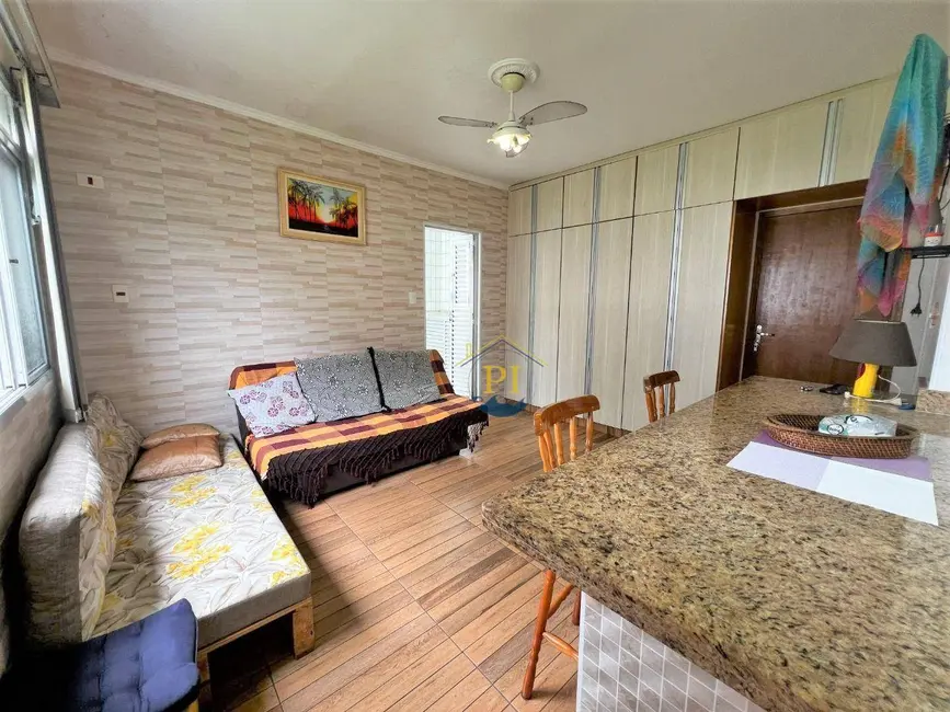 Foto 2 de Kitnet com 1 quarto à venda, 31m2 em Boqueirão, Praia Grande - SP