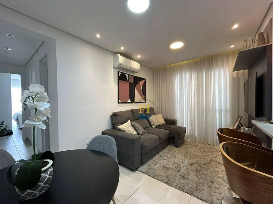 Foto 3 de Apartamento com 2 quartos à venda, 63m2 em Praia Grande - SP