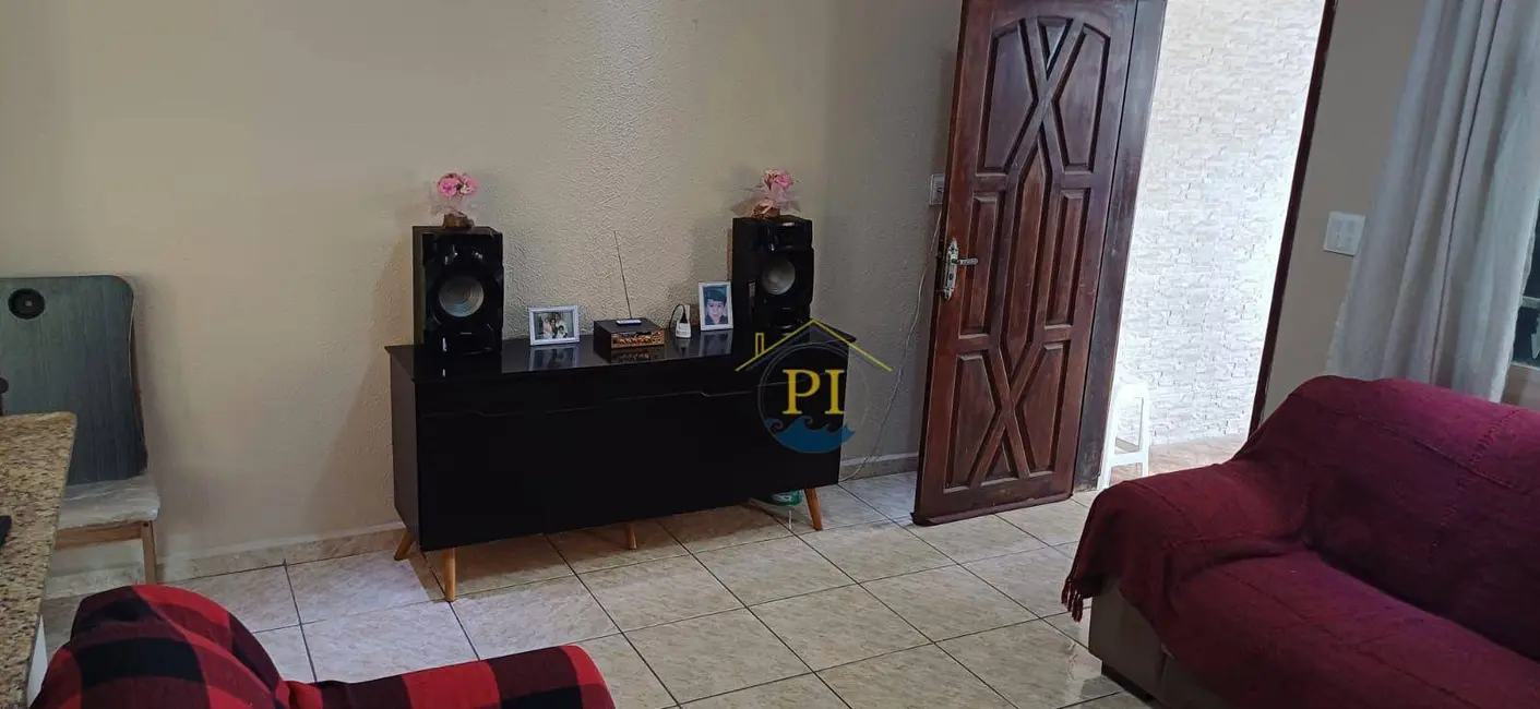 Foto 2 de Casa com 3 quartos à venda, 170m2 em Praia Grande - SP