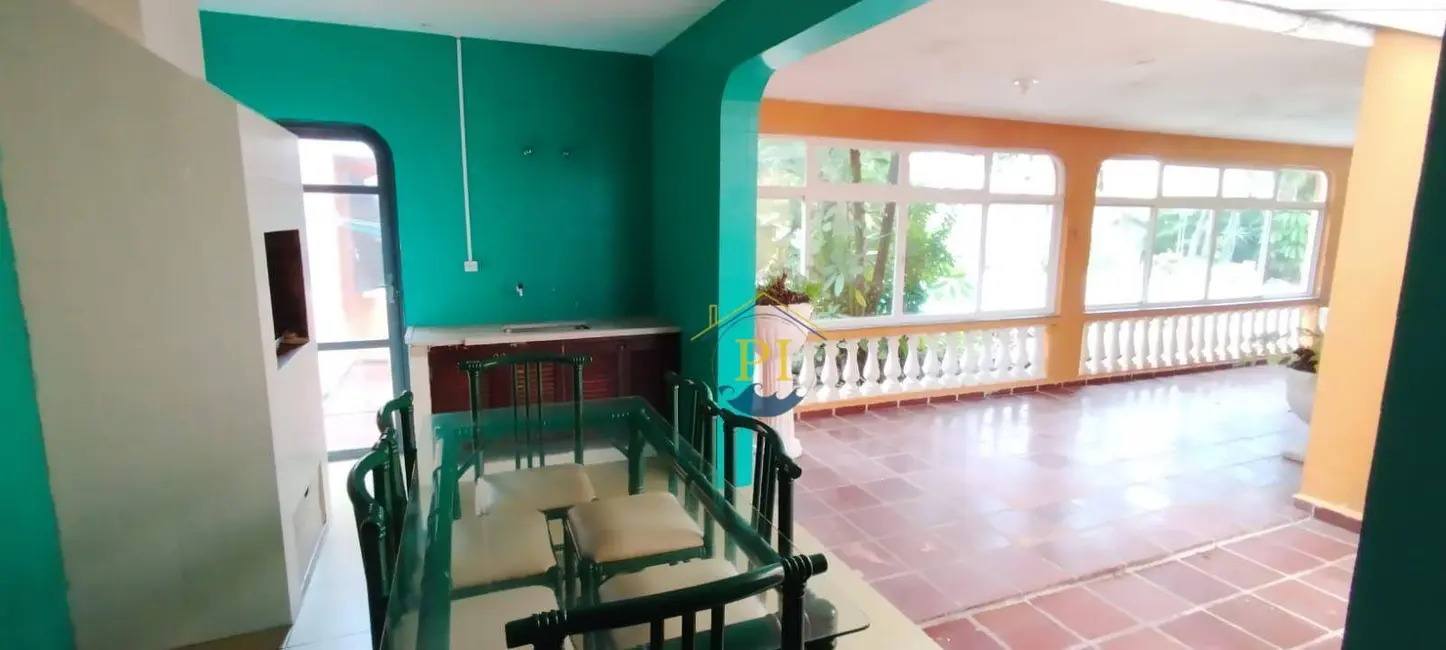 Foto 8 de Casa com 3 quartos à venda, 456m2 em Solemar, Praia Grande - SP