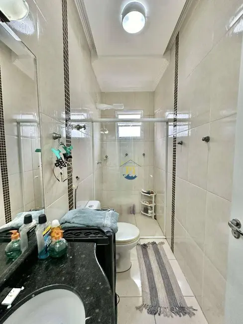 Sobrado com 3 quartos à venda, 137m2 em Canto do Forte, Praia Grande - SP - imagem 8 Foto 8 de Sobrado com 3 quartos à venda, 137m2 em Canto do Forte, Praia Grande - SP