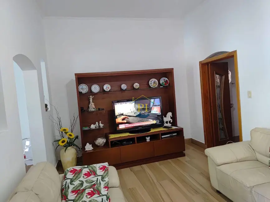 Casa com 3 quartos à venda em Praia Grande - SP - imagem 6 Foto 6 de Casa com 3 quartos à venda em Praia Grande - SP