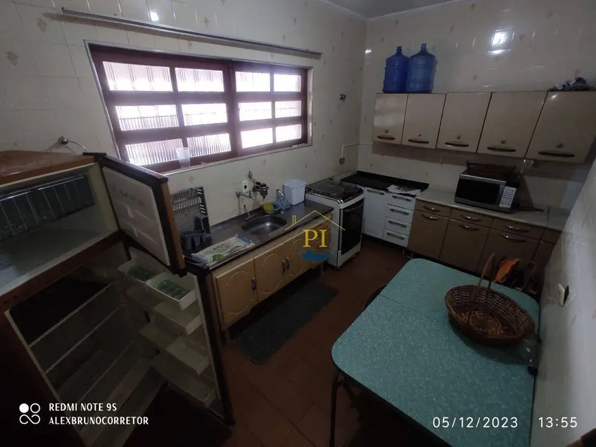 Foto 9 de Casa com 2 quartos à venda, 139m2 em Praia Grande - SP