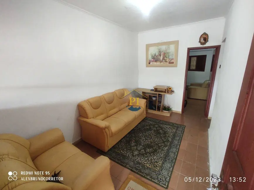 Foto 1 de Casa com 2 quartos à venda, 139m2 em Praia Grande - SP