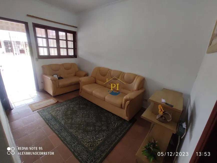 Foto 2 de Casa com 2 quartos à venda, 139m2 em Praia Grande - SP