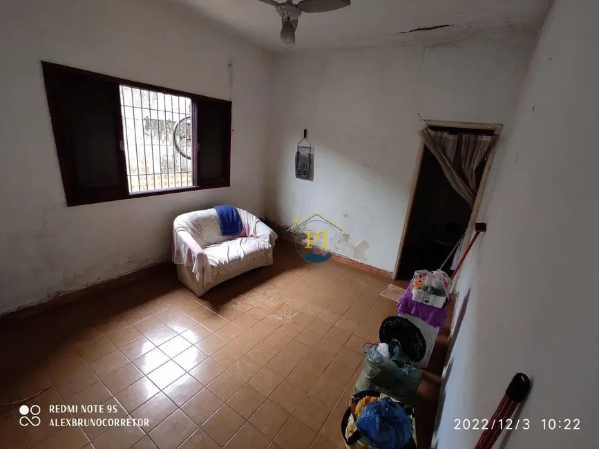 Foto 6 de Casa com 2 quartos à venda, 130m2 em Maracanã, Praia Grande - SP