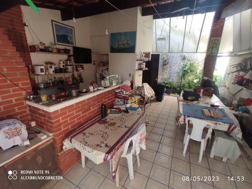 Casa com 3 quartos à venda, 250m2 em Praia Grande - SP - imagem 1 Foto 1 de Casa com 3 quartos à venda, 250m2 em Praia Grande - SP