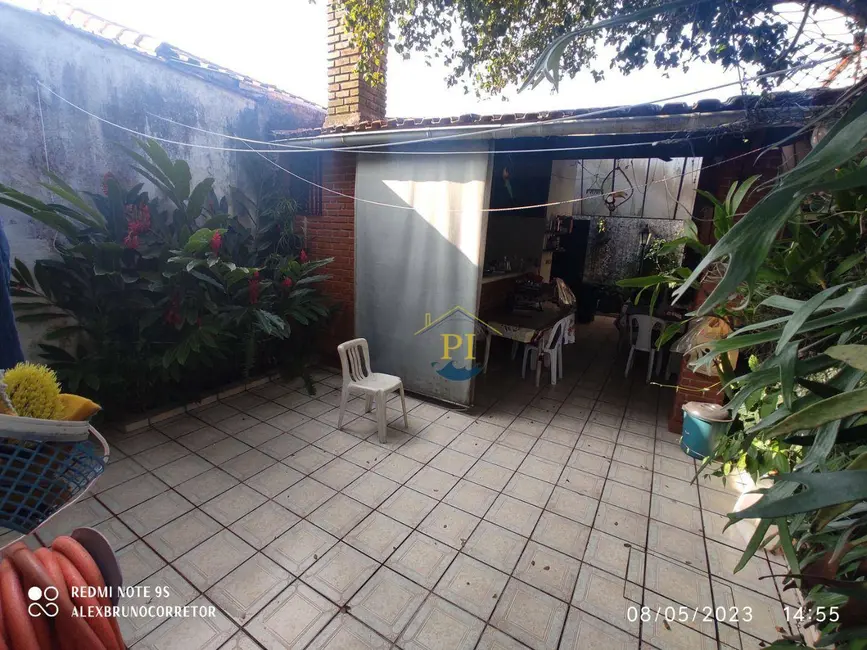 Casa com 3 quartos à venda, 250m2 em Praia Grande - SP - imagem 7 Foto 7 de Casa com 3 quartos à venda, 250m2 em Praia Grande - SP