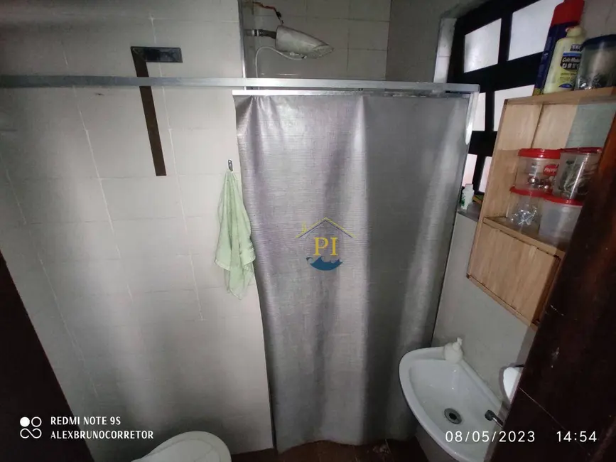 Casa com 3 quartos à venda, 250m2 em Praia Grande - SP - imagem 2 Foto 2 de Casa com 3 quartos à venda, 250m2 em Praia Grande - SP