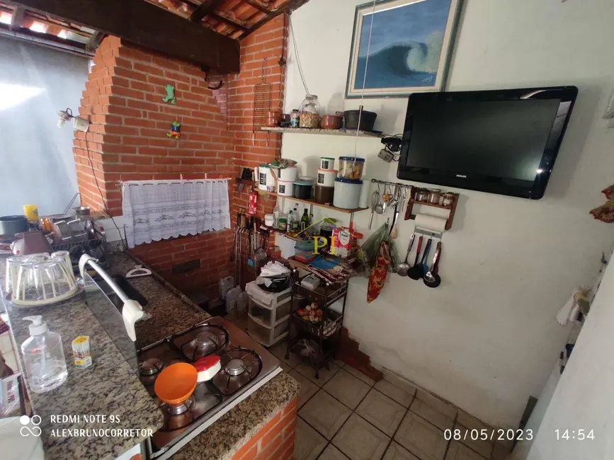 Casa com 3 quartos à venda, 250m2 em Praia Grande - SP - imagem 5 Foto 5 de Casa com 3 quartos à venda, 250m2 em Praia Grande - SP