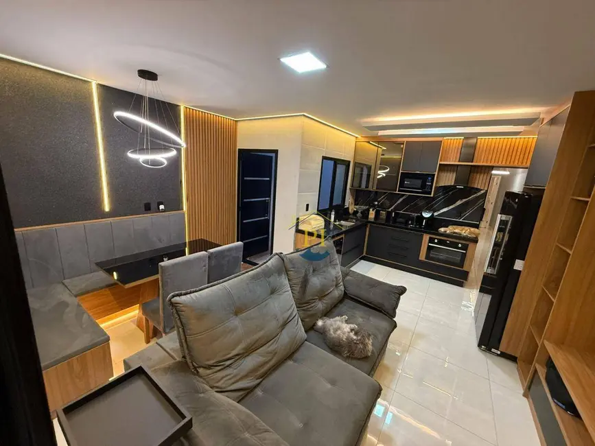 Foto 6 de Casa com 3 quartos à venda, 103m2 em Tupi, Praia Grande - SP