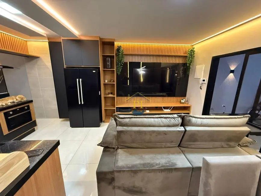 Foto 5 de Casa com 3 quartos à venda, 103m2 em Tupi, Praia Grande - SP