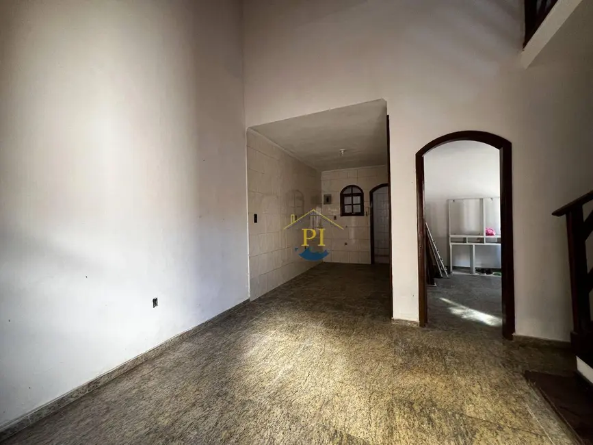 Sobrado com 2 quartos à venda, 75m2 em Aviação, Praia Grande - SP - imagem 9 Foto 9 de Sobrado com 2 quartos à venda, 75m2 em Aviação, Praia Grande - SP