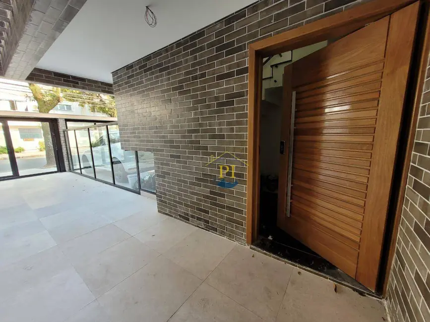 Foto 6 de Sobrado com 3 quartos à venda, 230m2 em Embaré, Santos - SP